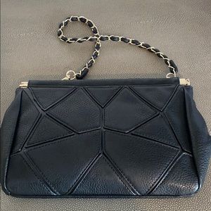 Poverty Flats bag with removable chain 🖤